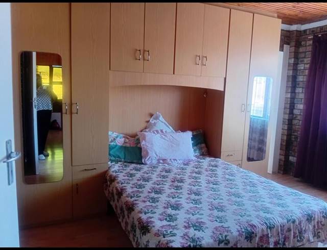 1 BEDROOM PROPERTY TO RENT IN ROCKLANDS